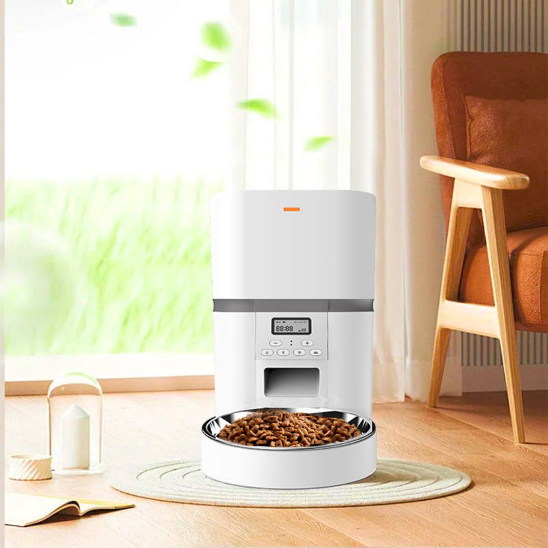 The KittyFeeder™ - Automatic Cat Feeder